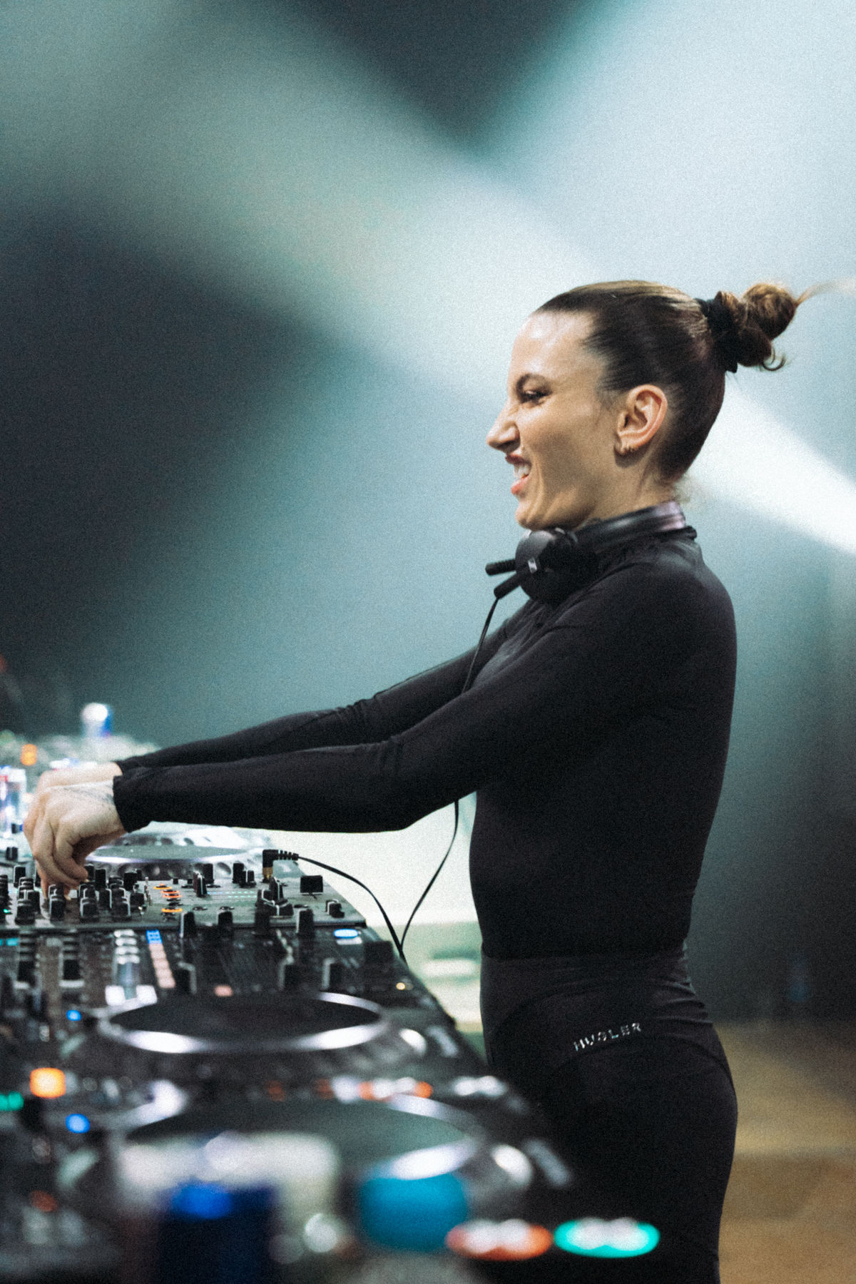 Loading... just a sec